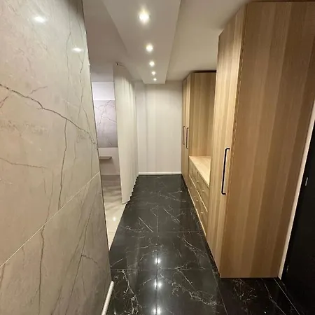 Nouveau - Confort Apartment