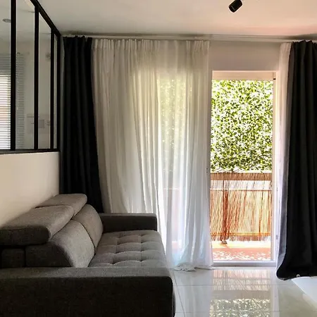 Nouveau - Confort Apartamento